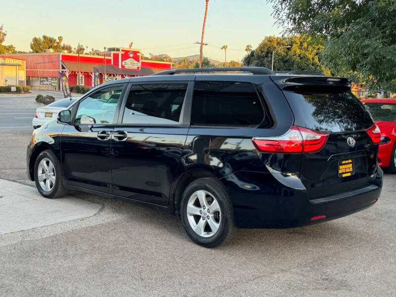 2017 Toyota Sienna