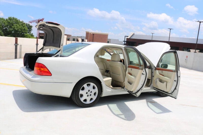 2001 Lexus LS 430