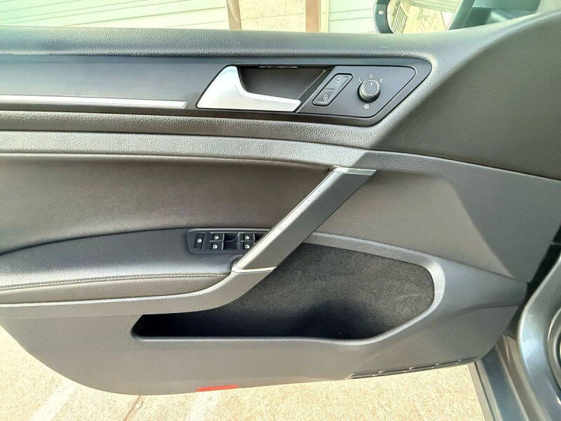 2015 Volkswagen Golf SportWagen TSI SEL