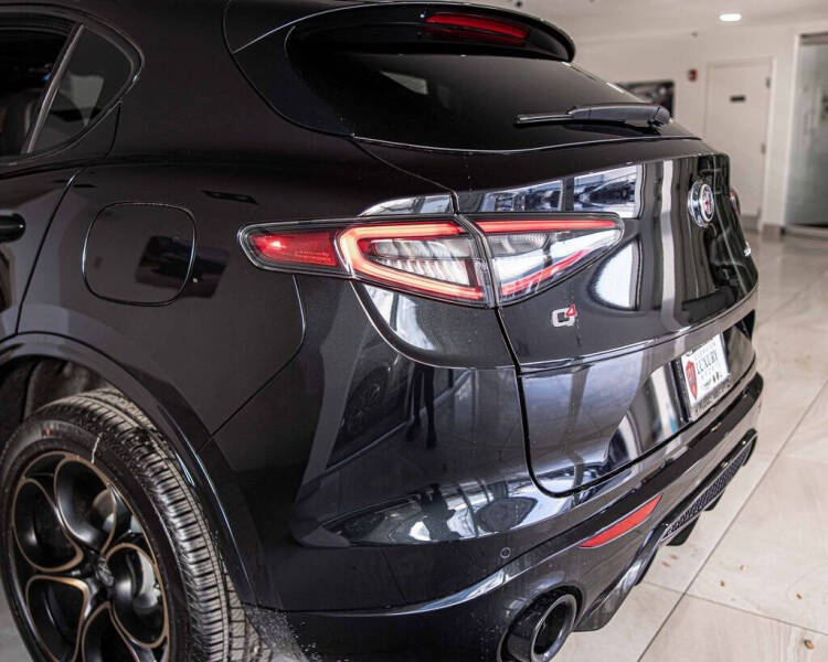 2025 Alfa Romeo Stelvio