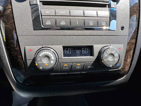 2011 Cadillac DTS Pro Coachbuilder Limo