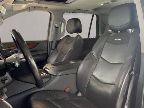 2020 Cadillac Escalade Luxury