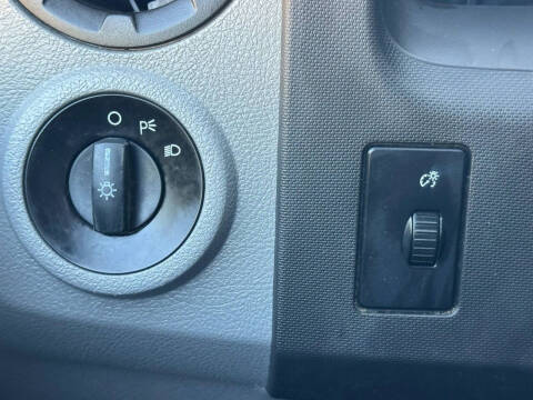 2014 Ford E-Series E-150 XLT
