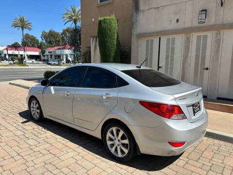 2013 Hyundai Accent GLS