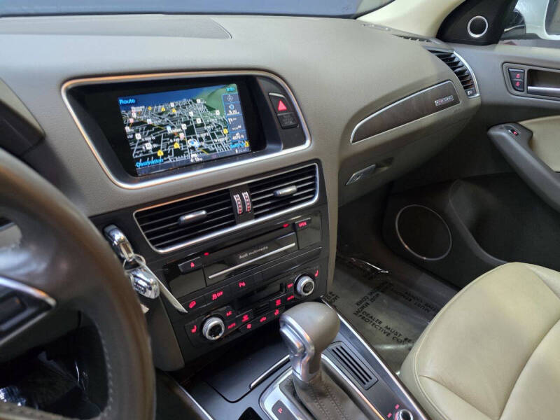 2016 Audi Q5 2.0T quattro Premium Plus