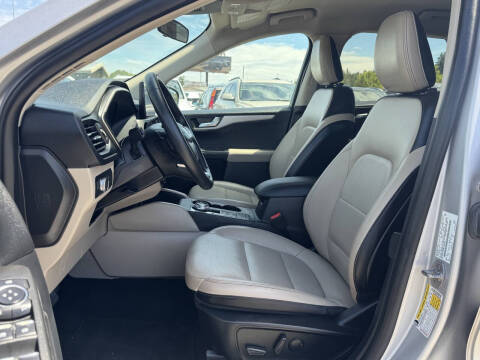 2020 Ford Escape SEL