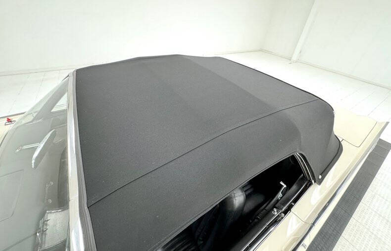 1961 Ford Thunderbird