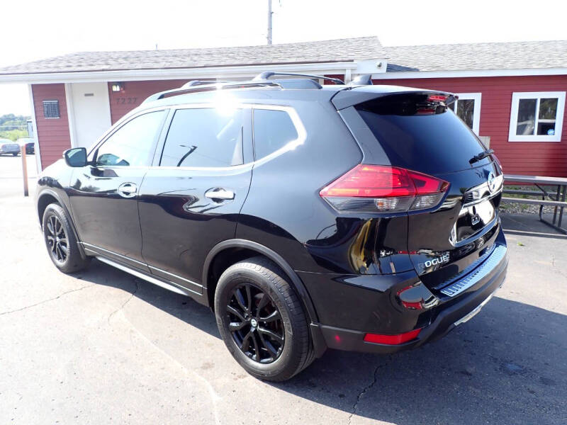 2017 Nissan Rogue SV