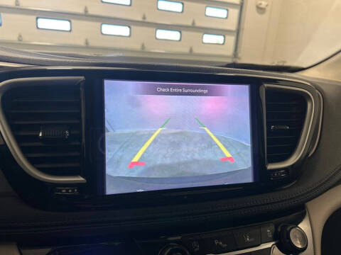 2021 Chrysler Pacifica Touring