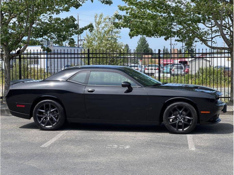 2021 Dodge Challenger SXT