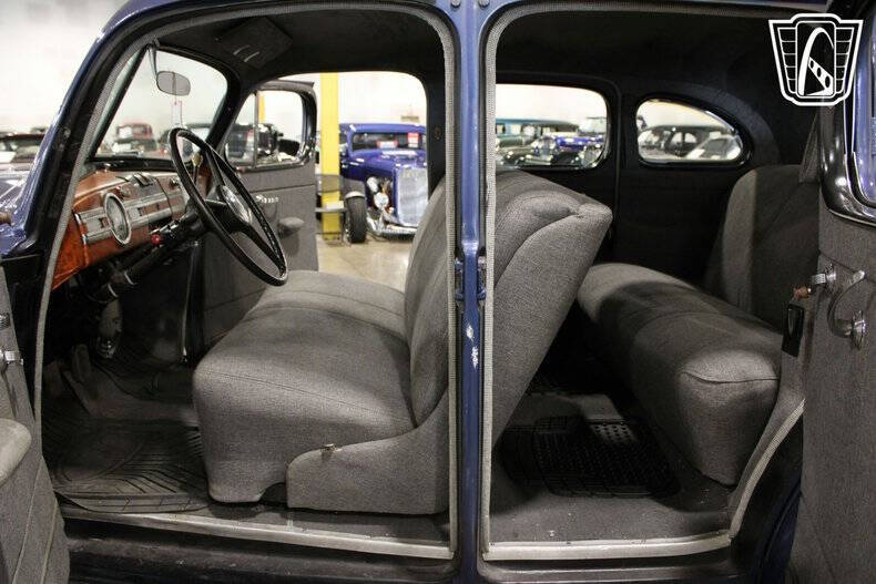 1939 Packard Six