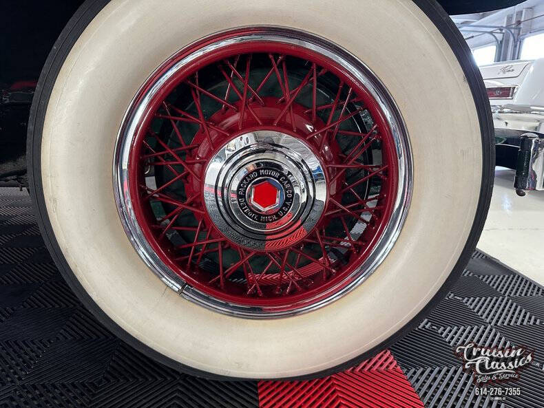 1932 Packard 902 Straight Eight Coupe