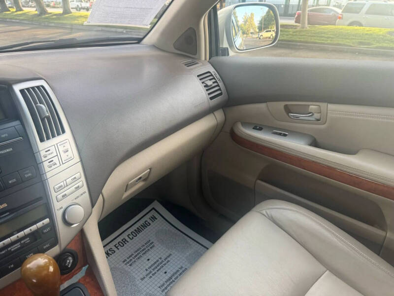 2004 Lexus RX 330