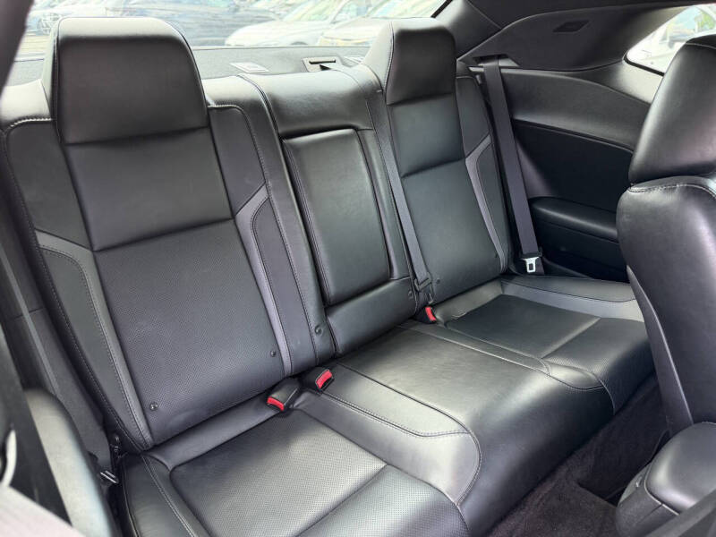 2018 Dodge Challenger R/T Plus