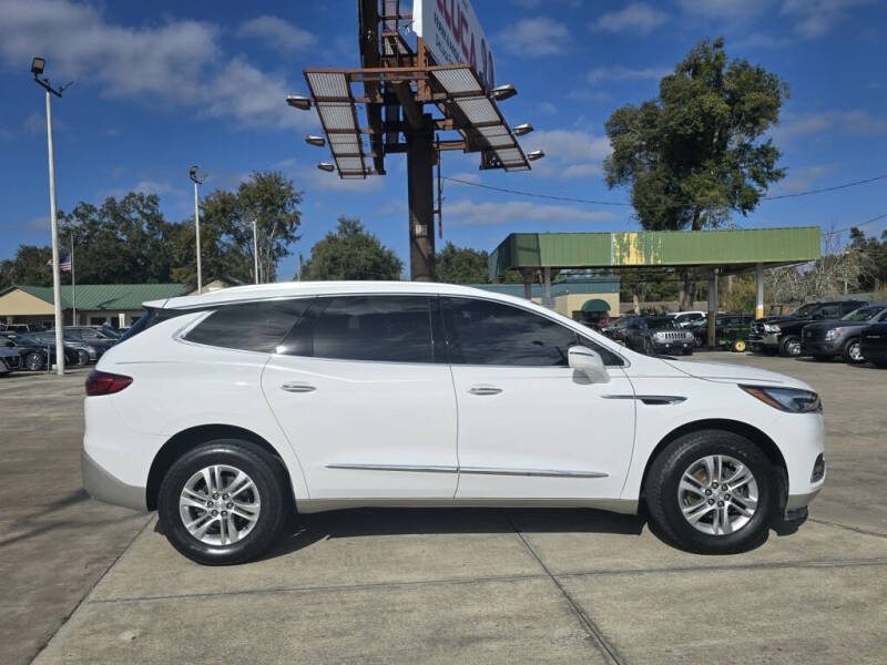 2020 Buick Enclave Essence