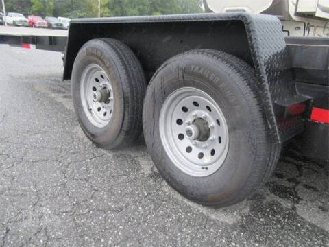 2022 MID STATE TRAILERS Mid State 22’ Tilt Deck E