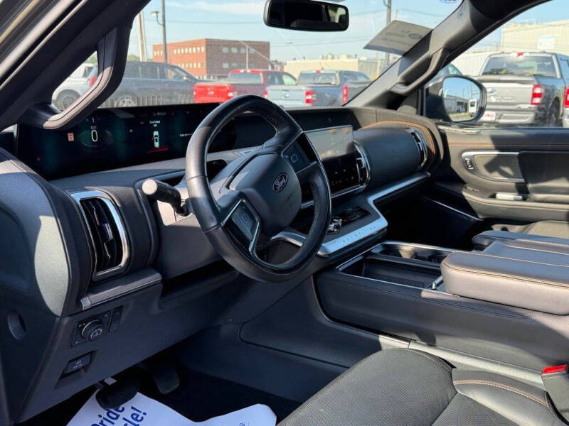2025 Ford Expedition Tremor