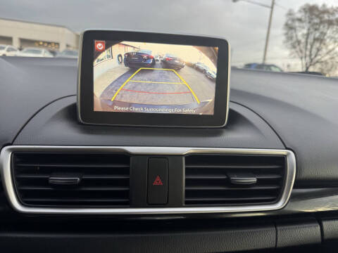 2016 Mazda MAZDA3 i Sport