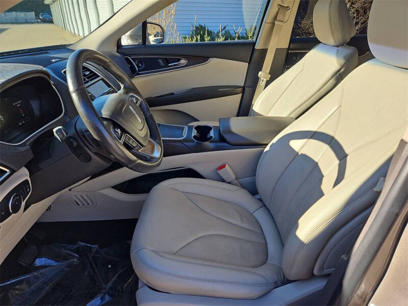 2020 Lincoln Nautilus Reserve