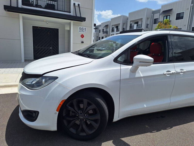 2020 Chrysler Pacifica Limited