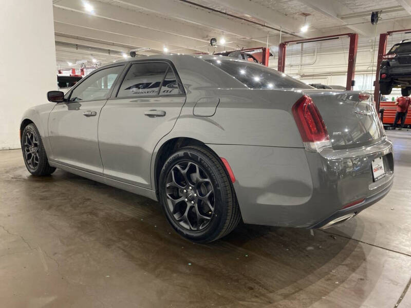 2019 Chrysler 300 S