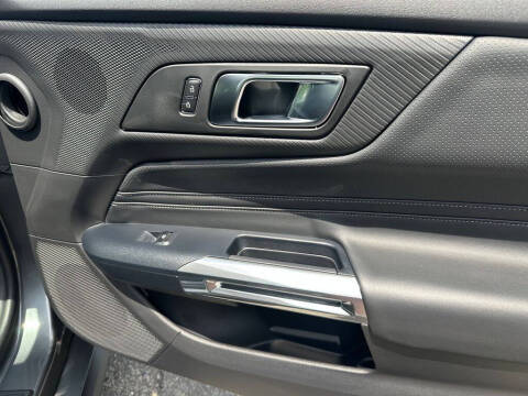 2025 Ford Mustang EcoBoost Premium