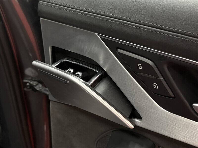 2015 Audi S8 4.0T quattro