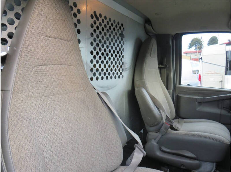 2016 GMC Savana 2500