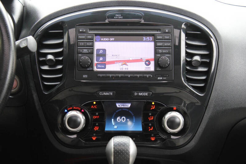 2012 Nissan JUKE SV