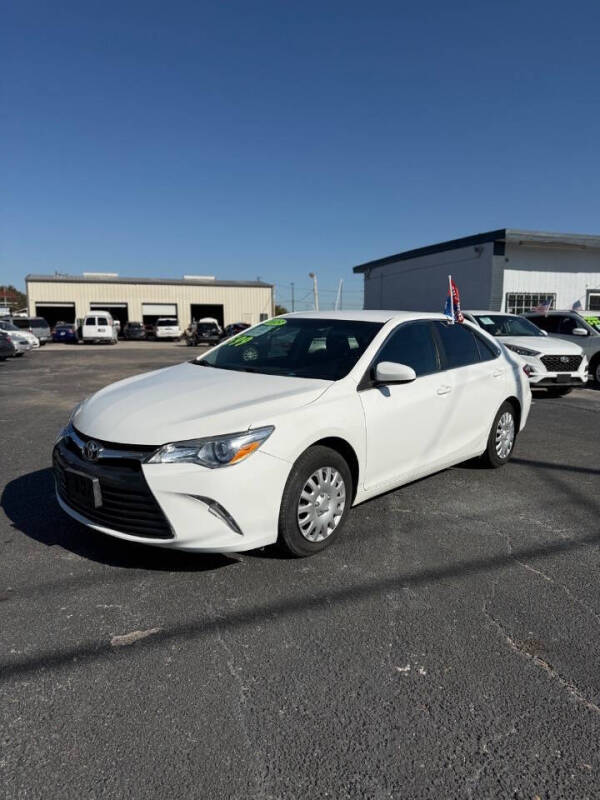 2015 Toyota Camry LE