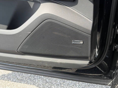 2025 Porsche Cayenne GTS