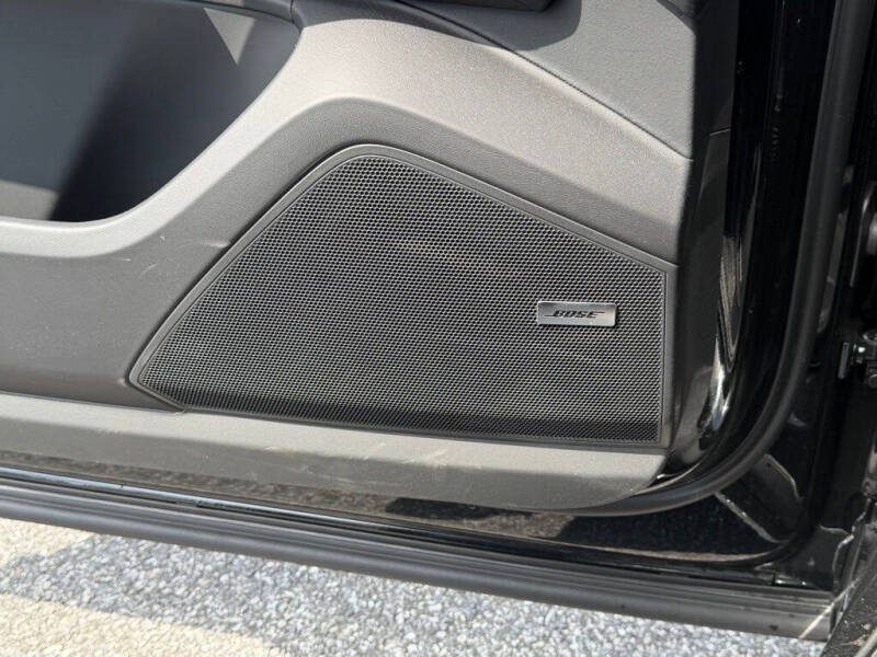 2025 Porsche Cayenne GTS