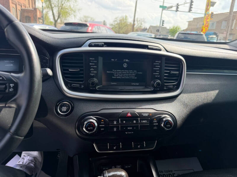 2017 Kia Sorento L
