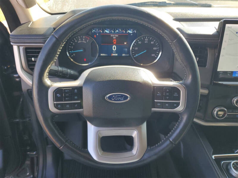 2023 Ford Expedition XLT