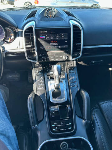 2017 Porsche Cayenne