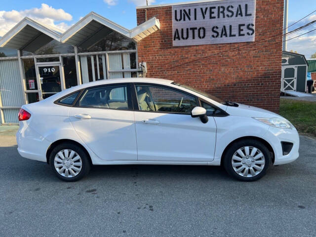 2013 Ford Fiesta for sale at Universal Auto Sales LLC in Burlington, NC