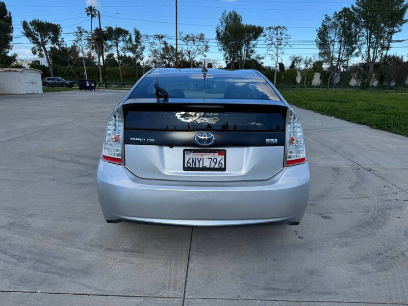 2010 Toyota Prius V