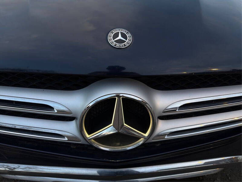 2019 Mercedes-Benz GLC GLC 300