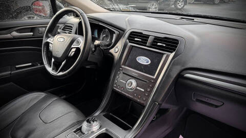 2019 Ford Fusion Hybrid Titanium