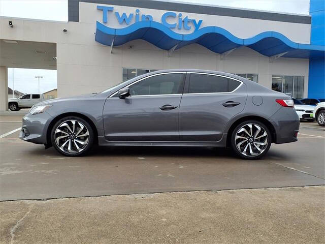 2017 Acura ILX w/Tech w/A-SPEC