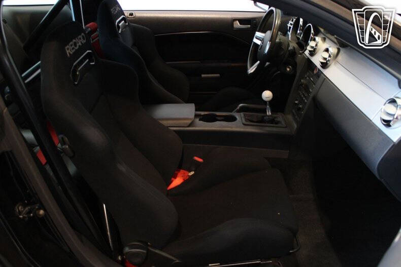 2005 Ford Mustang