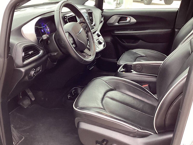 2020 Chrysler Pacifica Hybrid Limited