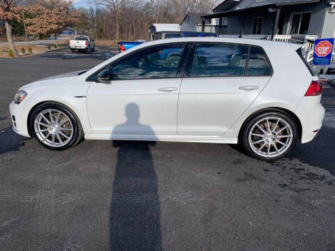 2017 Volkswagen Golf R 4Motion