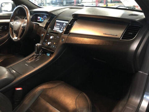 2015 Ford Taurus SEL