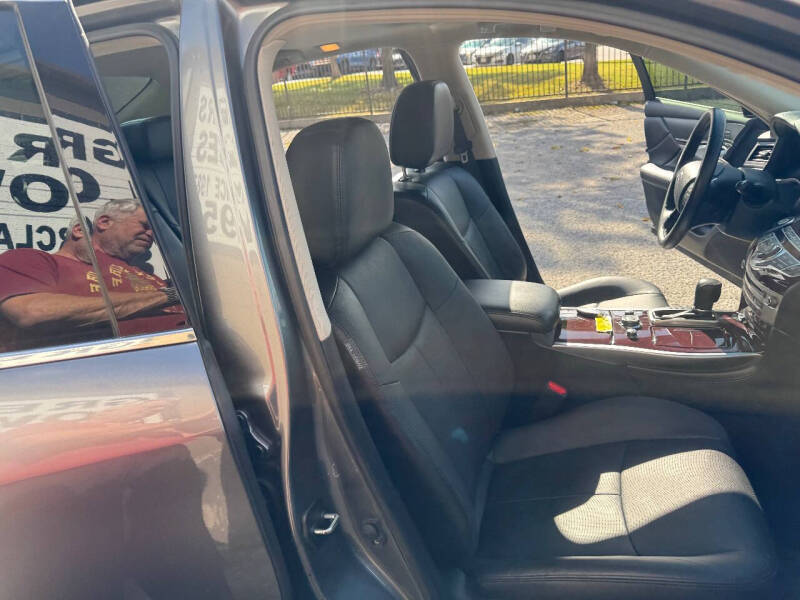 2018 Infiniti Q70 3.7 Luxe