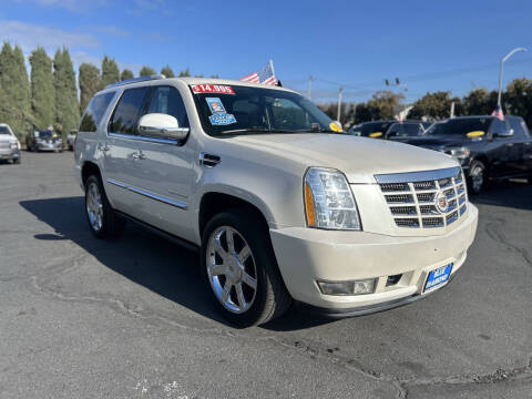 2012 Cadillac Escalade Luxury