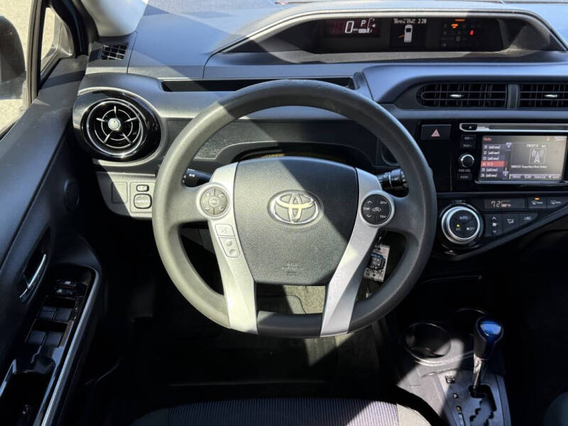 2015 Toyota Prius c