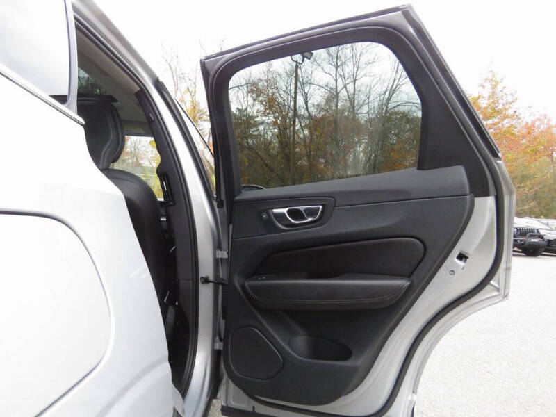 2023 Volvo XC60 B5 Core