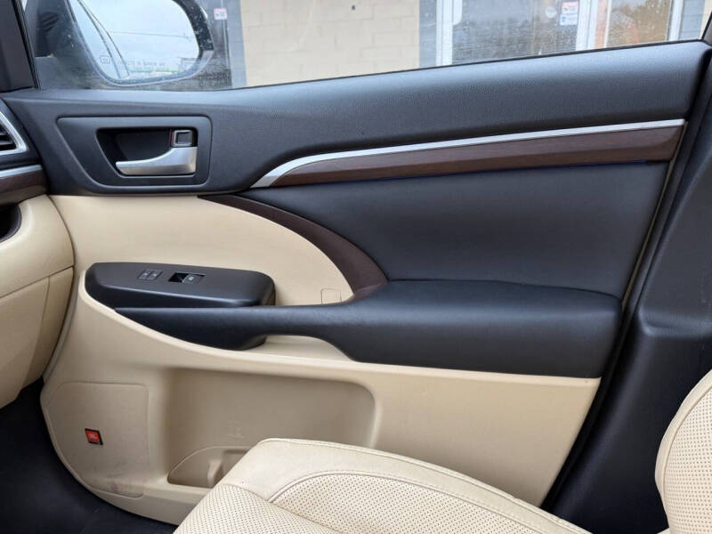 2015 Toyota Highlander Limited