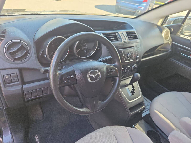 2014 Mazda MAZDA5 Sport